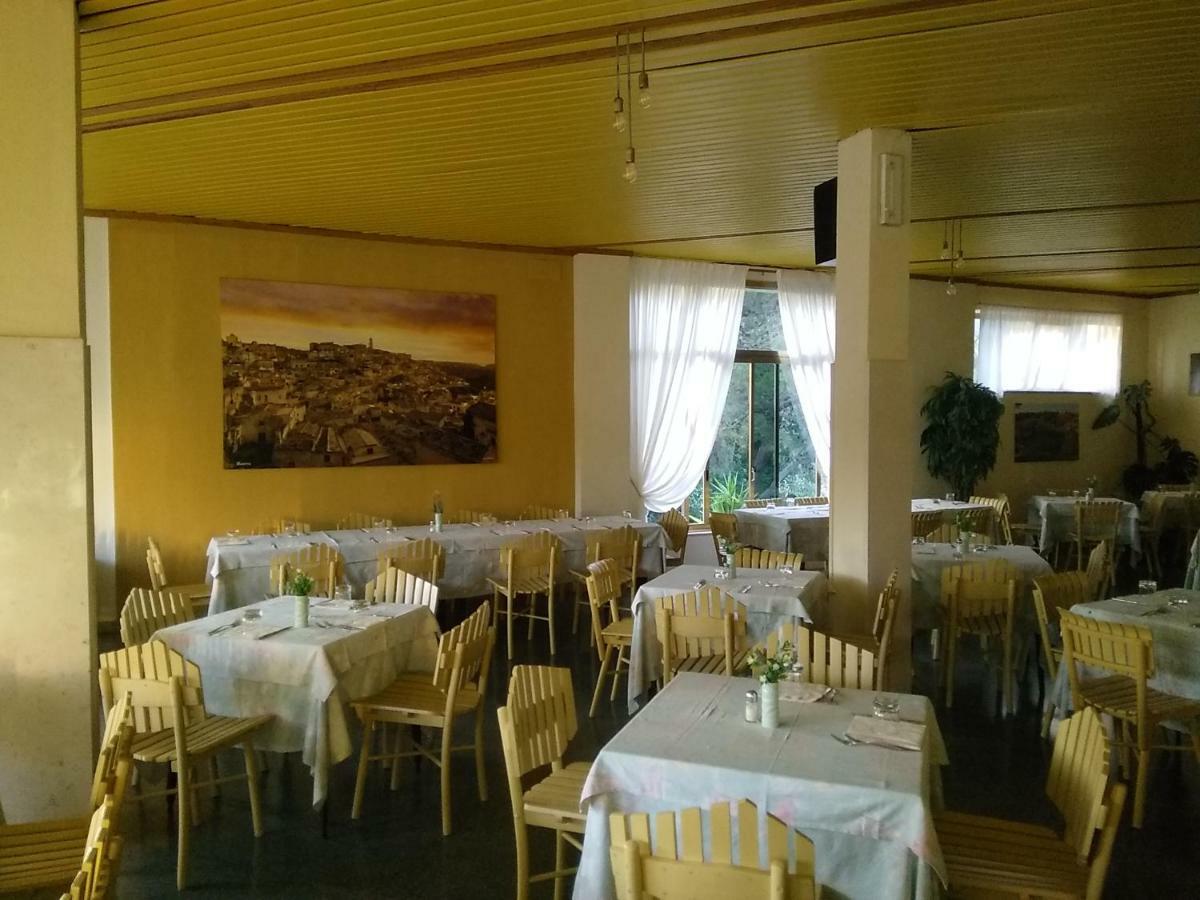 Hotel Autostello Castellana Grotte Εξωτερικό φωτογραφία