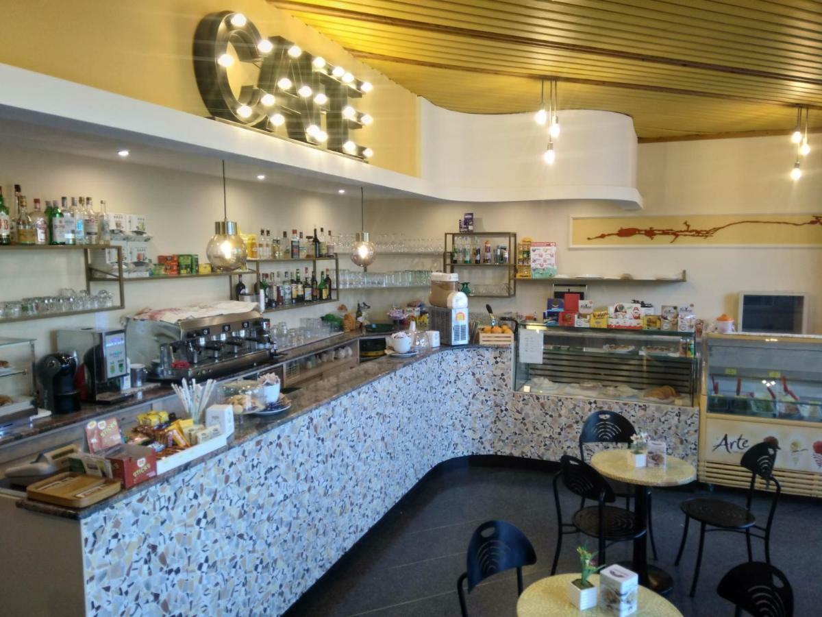 Hotel Autostello Castellana Grotte Εξωτερικό φωτογραφία